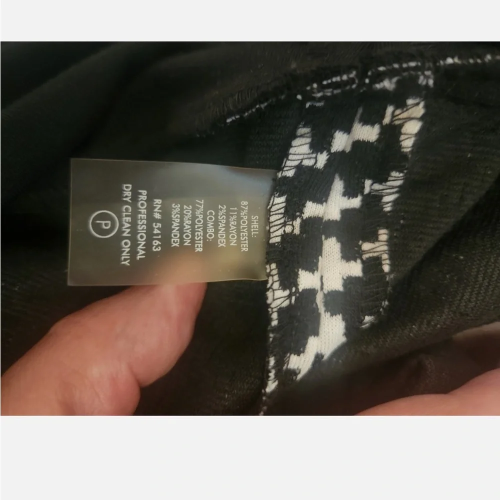 Chic Calvin Klein Houndstooth Sleeveless Dress - Picture 9 of 9